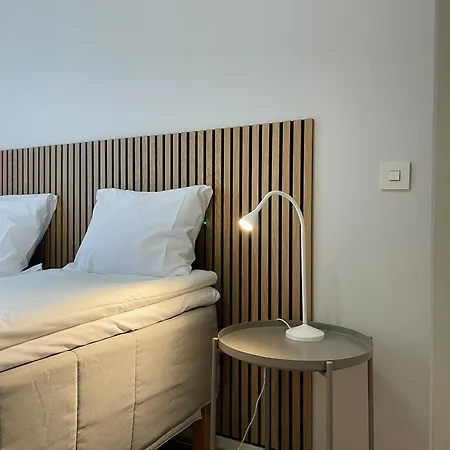דירה 1br - Private Sauna & Balcony - Extra Single Bed אספו